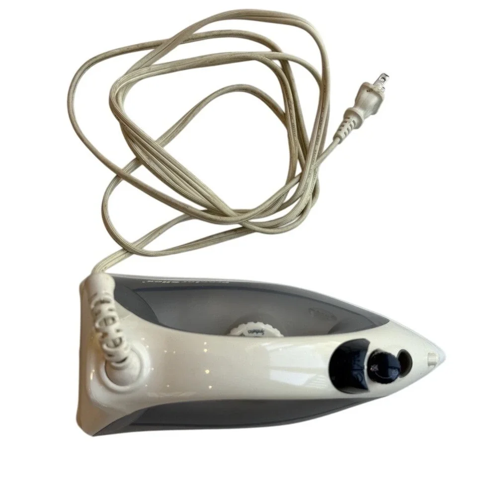 Proctor Silex Compact Travel Steam Iron Corded Adjustable‎ Heat Settings